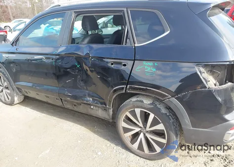 2022 Volkswagen Taos 1.5T Se из США, поврежденный, VIN 3VVLX7B24NM083115